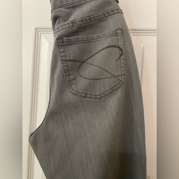 CHICO’S platinum gray jeans size .5 Short - Picture 3 of 5